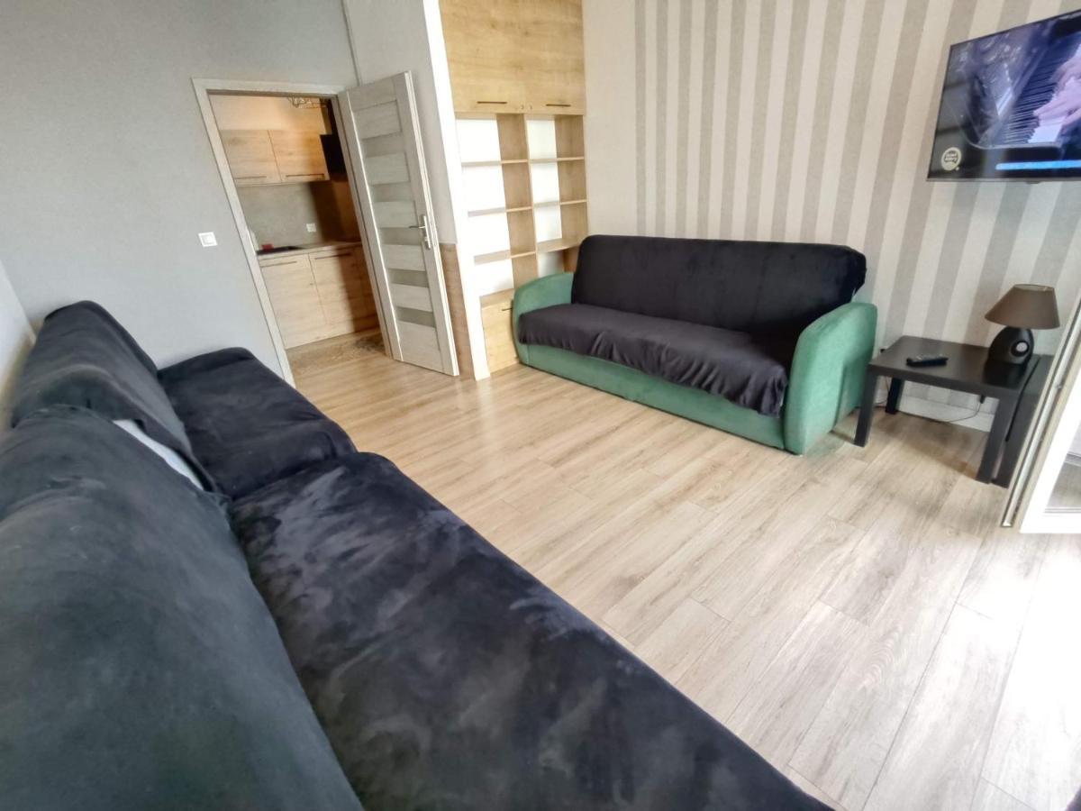 1120 Smialego 41 - Tanie Pokoje W Apartamencie - Samodzielne Zameldowanie - Self Check In Познан Екстериор снимка
