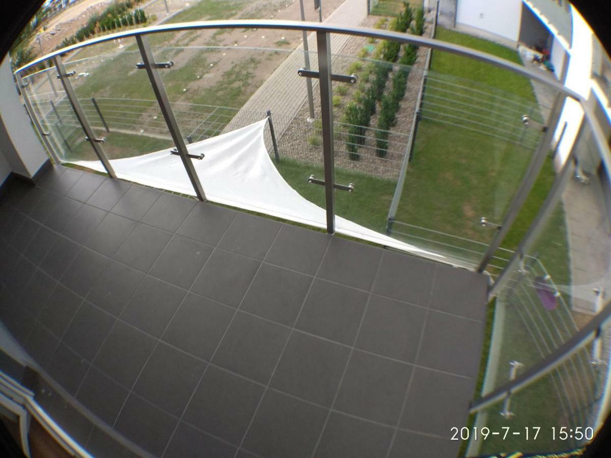 1120 Smialego 41 - Tanie Pokoje W Apartamencie - Samodzielne Zameldowanie - Self Check In Познан Екстериор снимка